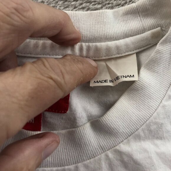 Supreme Mens T-Shirt Medium White Classic Short Sleeve Crew Neck FLAWS - Picture 14 of 16